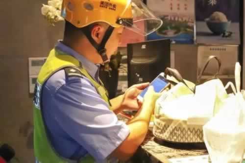 一分钟介绍“被黑了不给出款解决办法可以报警吗？,“找他就可以解决