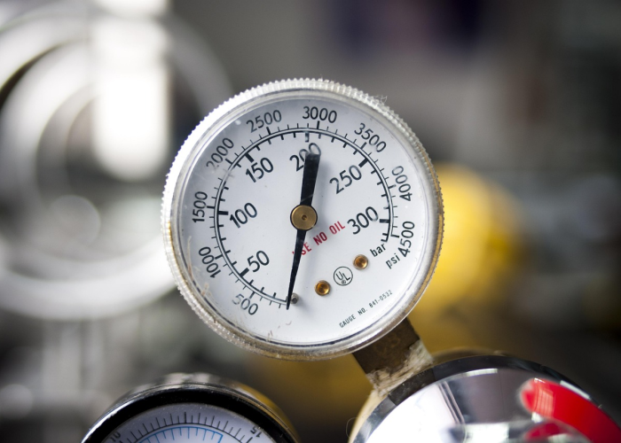 (斯柯达明锐和大众朗逸哪个值得买)，斯柯达明锐好还是大众朗逸好